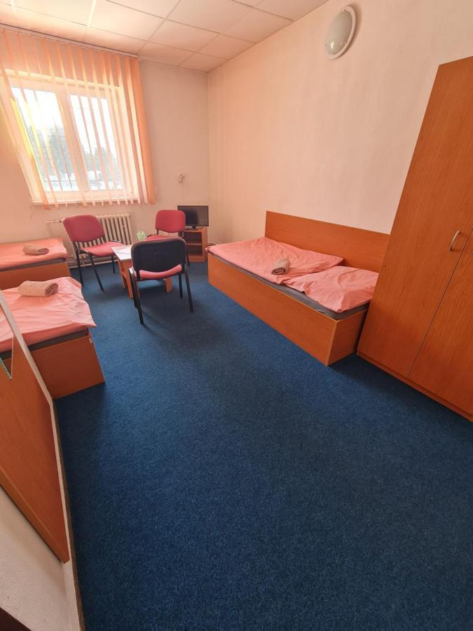 Penzion Olympia Banská Bystrica Exteriör bild